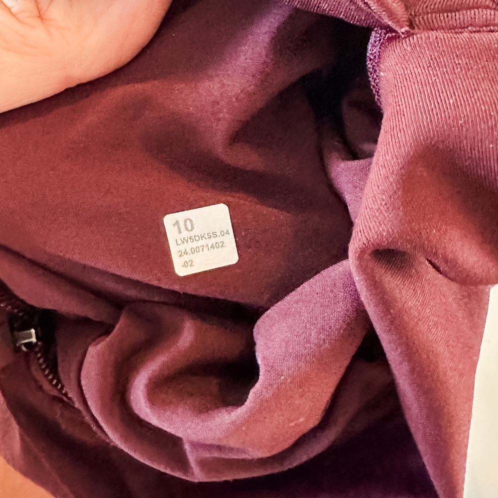 ❤️ Lululemon | Adapted State Fleece-Lined Jogger | Garnet | Size 10 ❤️ - Picture 9 of 9